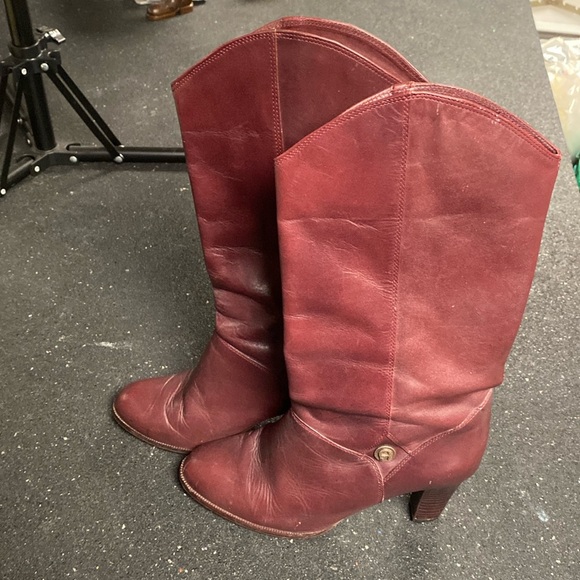 Etienne Aigner vintage boots size 7 1/2 - Picture 1 of 11